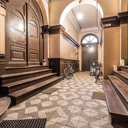 Rent Like - Wlodkowica 33 Hotell *