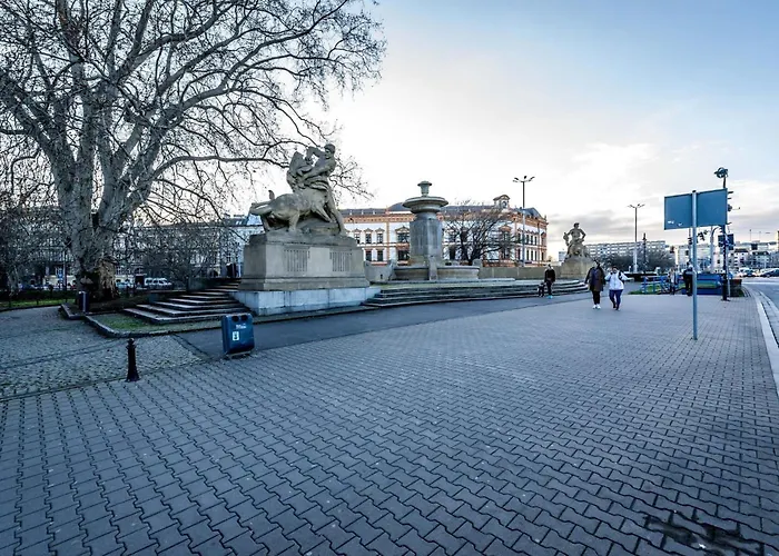 Hotell Rent Like - Wlodkowica 33 *