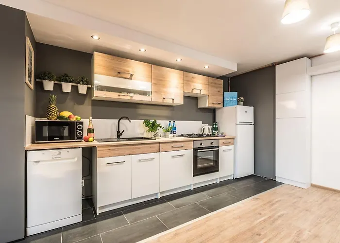 Rent Like - Wlodkowica 33 Hotell