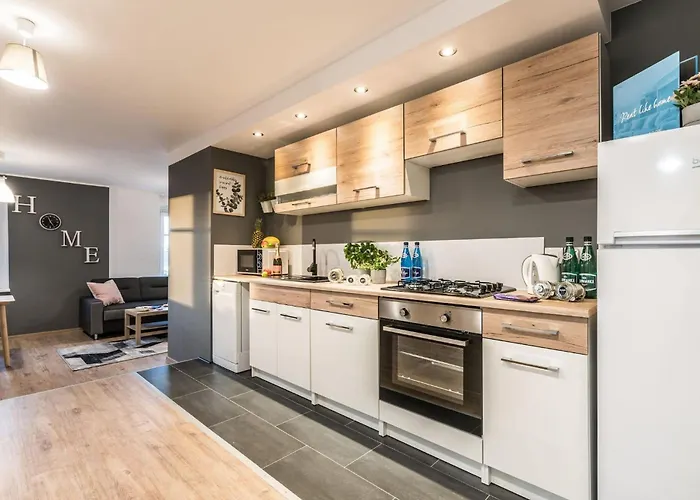 Hotell Rent Like - Wlodkowica 33 *