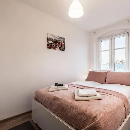Rent Like - Wlodkowica 33 Apartment *